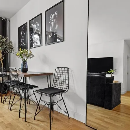 The Presidential Studio Bratislava Esterno foto